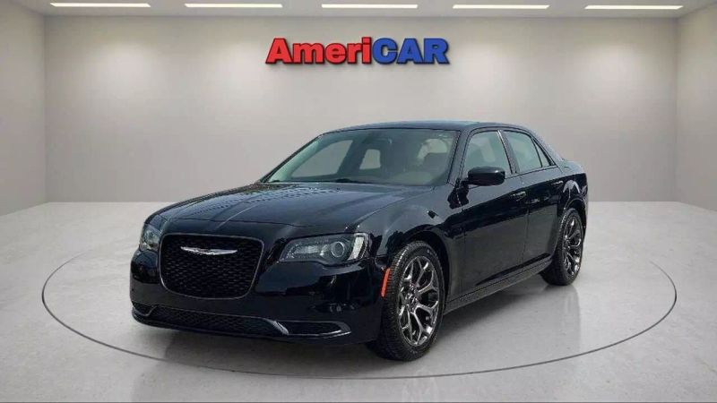 2018 Chrysler 300 Touring