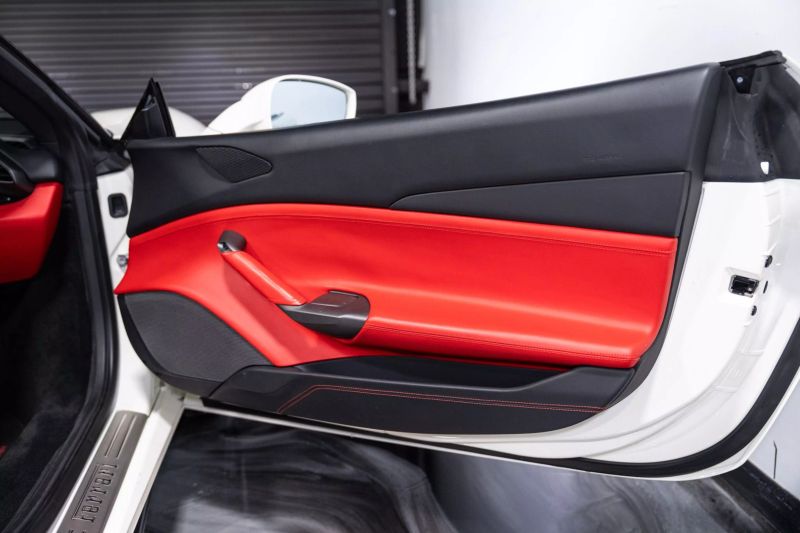https://imagesdl.dealercenter.net/800/600/202506-487f5c46704542d8935556535b19f68e.jpg