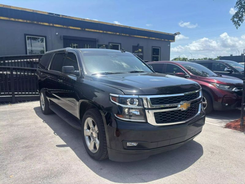 2017 Chevrolet Suburban LT