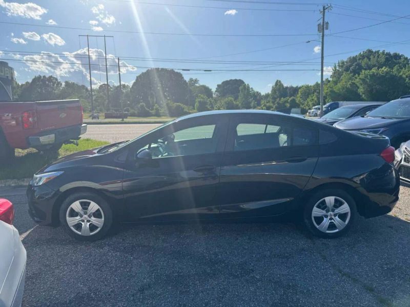 2017 Chevrolet Cruze LS Auto