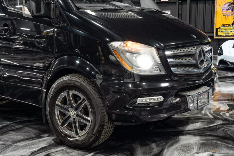 https://imagesdl.dealercenter.net/800/600/202506-4c56ff8cca6f487283b08d8464b06ef6.jpg