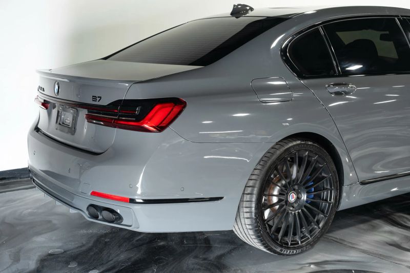 https://imagesdl.dealercenter.net/800/600/202506-5157fc54ead14b1faa48efb87a19eb3a.jpg