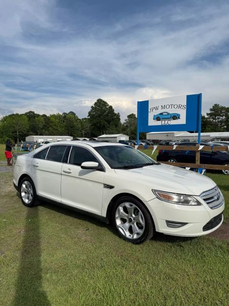2011 Ford Taurus SEL