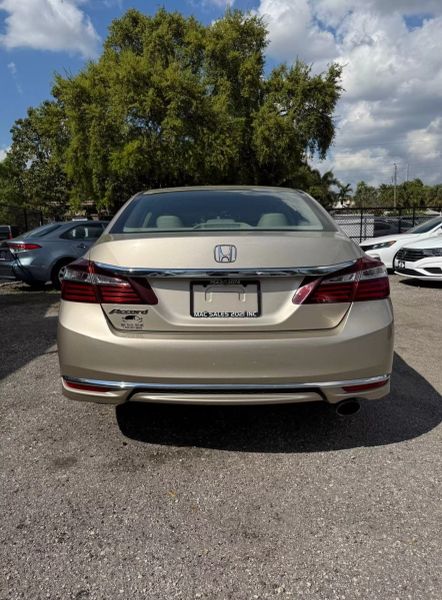 2017 Honda Accord  - $13900