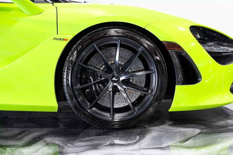 https://imagesdl.dealercenter.net/800/600/202506-653dcb74a79748b18ca45105406edf56.jpg