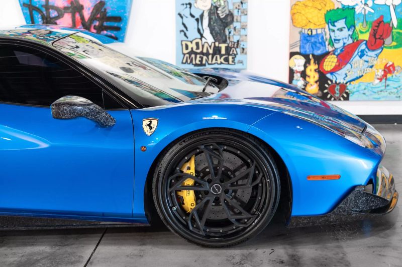 https://imagesdl.dealercenter.net/800/600/202506-65b94475bc7d4d15908bc5739b414d3f.jpg