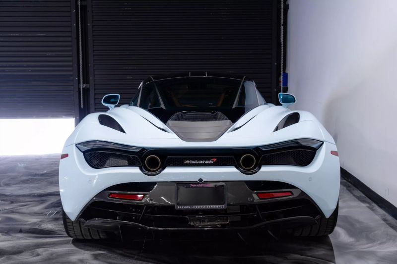 https://imagesdl.dealercenter.net/800/600/202506-68e3ef610556456b8e680d64798bf5ed.jpg