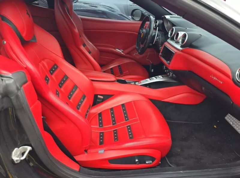 https://imagesdl.dealercenter.net/800/600/202506-6988b9d330e3459290c572506a4a68dc.jpg