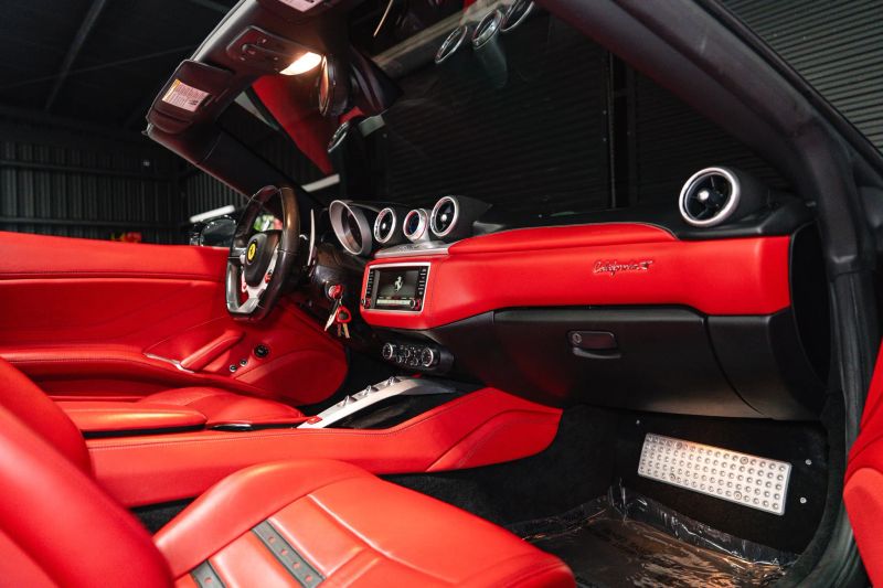 https://imagesdl.dealercenter.net/800/600/202506-69a383d3260442b0a011949c6be84186.jpg