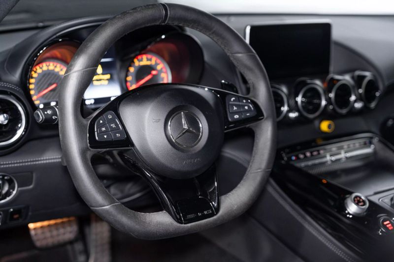 https://imagesdl.dealercenter.net/800/600/202506-6ce610e8708744c1b186402ab03e2a79.jpg