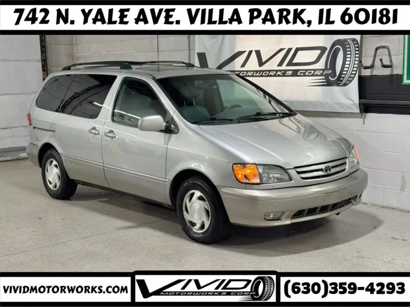 2002 Toyota Sienna LE