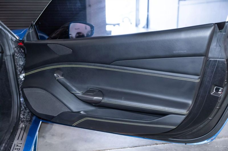 https://imagesdl.dealercenter.net/800/600/202506-788e2182cb8743508562a2ba72215370.jpg