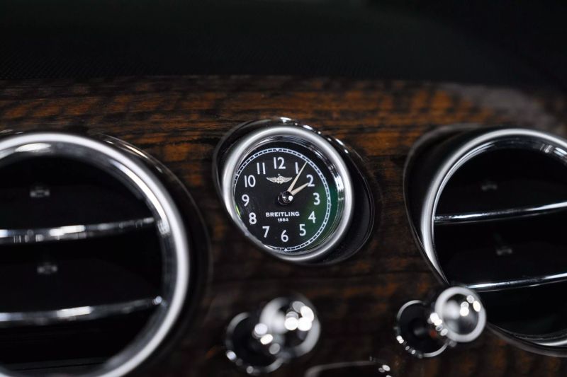 https://imagesdl.dealercenter.net/800/600/202506-7a2380d5e62049ea9228322b1ac09e4b.jpg