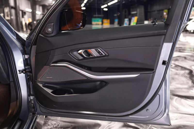 https://imagesdl.dealercenter.net/800/600/202506-7eaccdc59032444d888183cf122b7df2.jpg