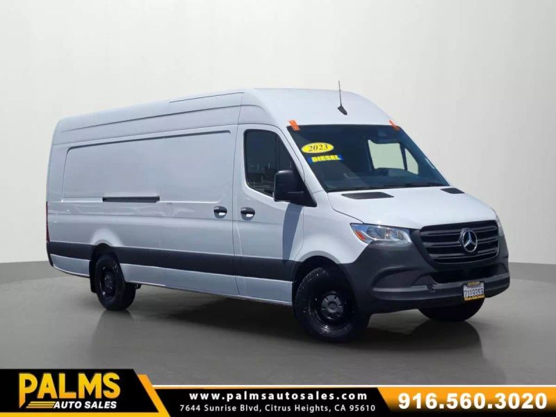 2023 Mercedes-Benz Sprinter 2500