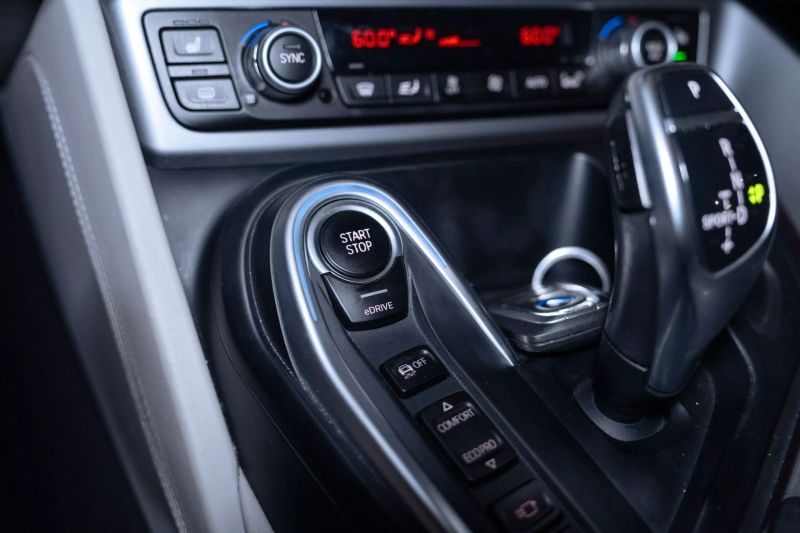 https://imagesdl.dealercenter.net/800/600/202506-804c2178629947cb89e6c6f9b15be16a.jpg