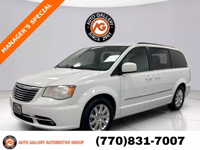 2016 Chrysler Town and Country Touring