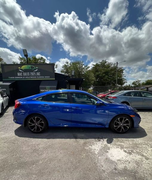 2021 Honda Civic  - $17950