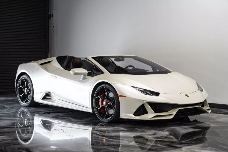 https://imagesdl.dealercenter.net/800/600/202506-88f5b1959e134c7ab5c6c58811510589.jpg