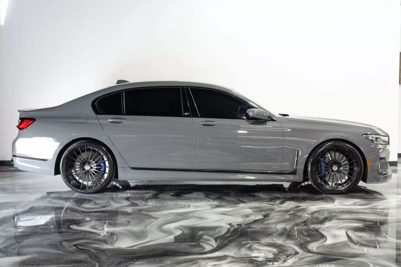 https://imagesdl.dealercenter.net/800/600/202506-8998dc9768f34bcb8d0c2cf42b80cf63.jpg