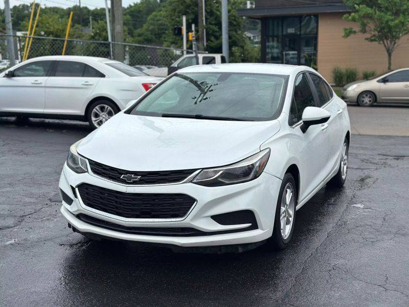 2018 Chevrolet Cruze LT Auto