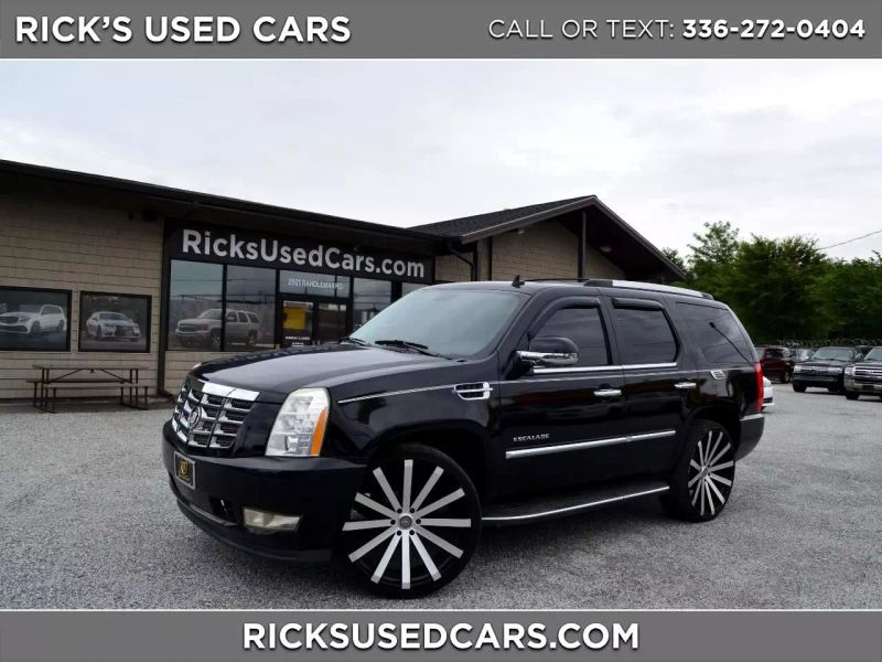 2013 Cadillac Escalade Base