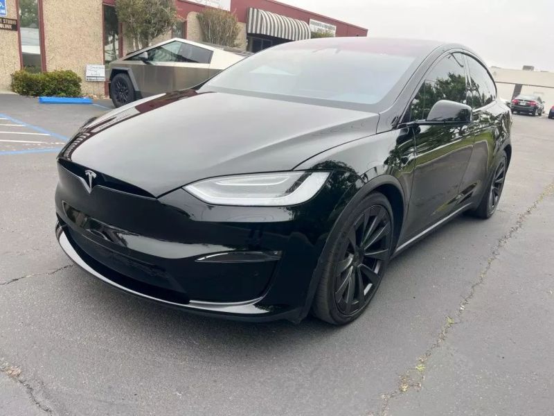 2022 Tesla Model X Plaid