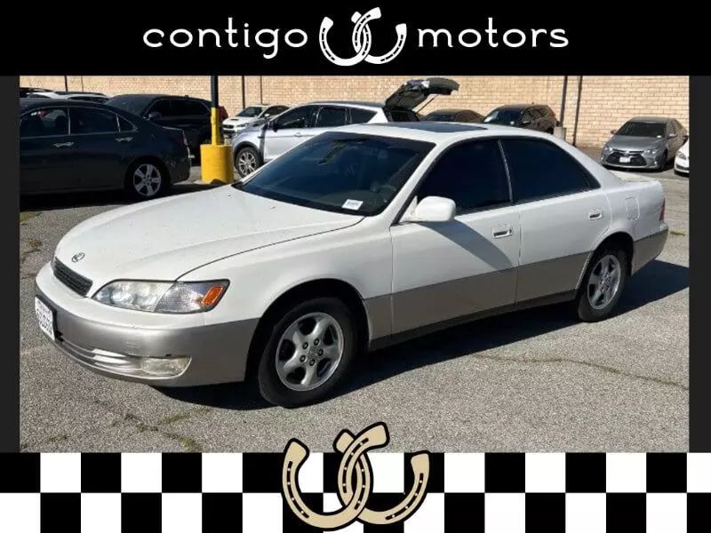 1997 Lexus ES 300 Base