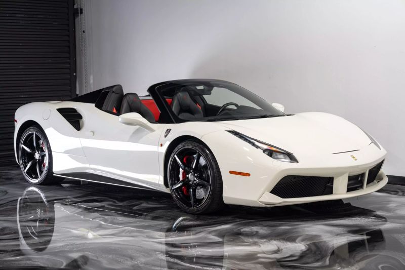 https://imagesdl.dealercenter.net/800/600/202506-975b10075c6a4cfaa7d52a66699f6660.jpg