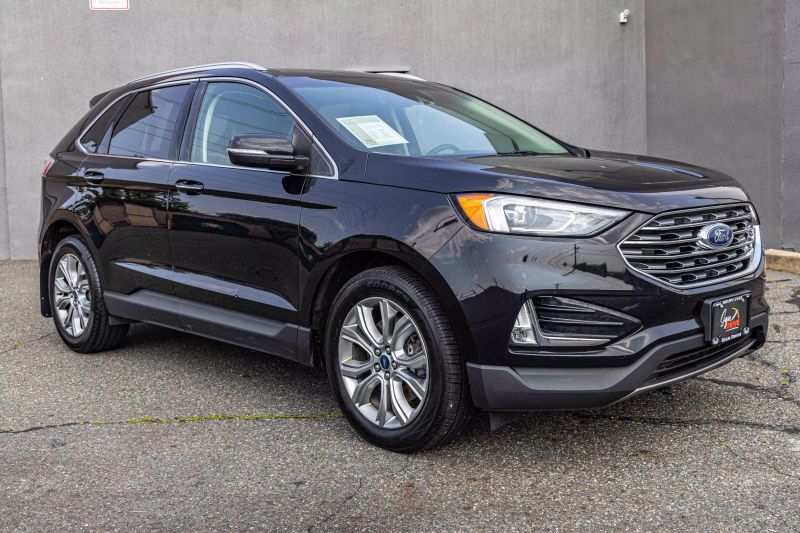 2019 Ford Edge Titanium