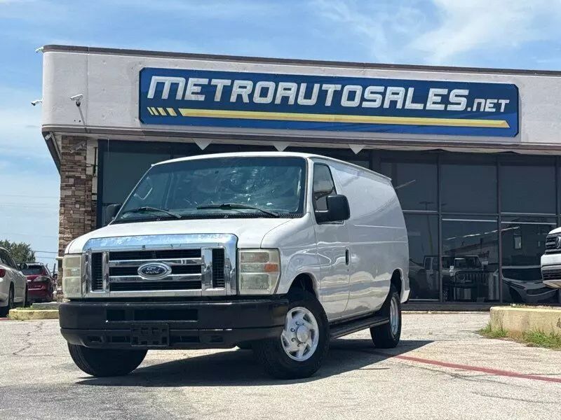2010 Ford E-Series E-250