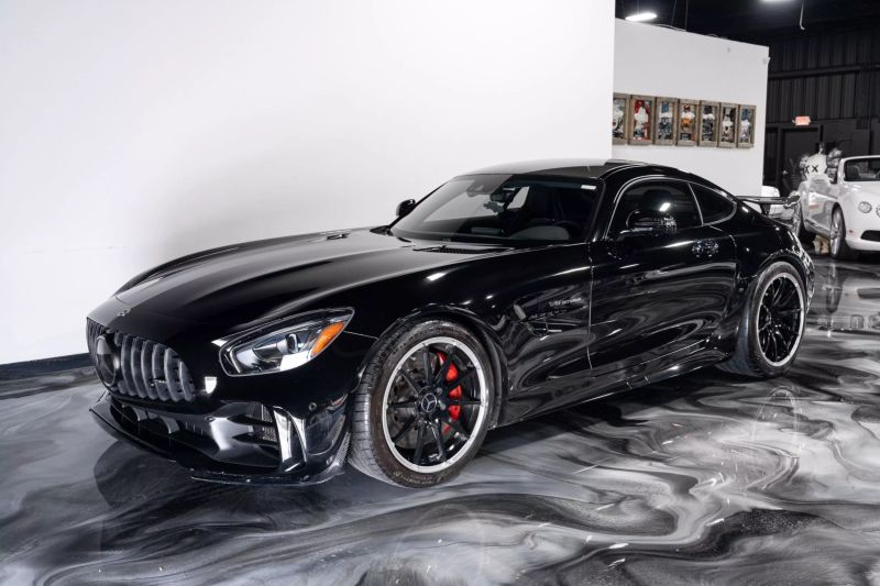 https://imagesdl.dealercenter.net/800/600/202506-9aea2270fef14f7192812e5374bb1f70.jpg