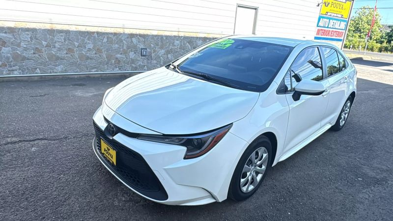 2020 Toyota Corolla LE