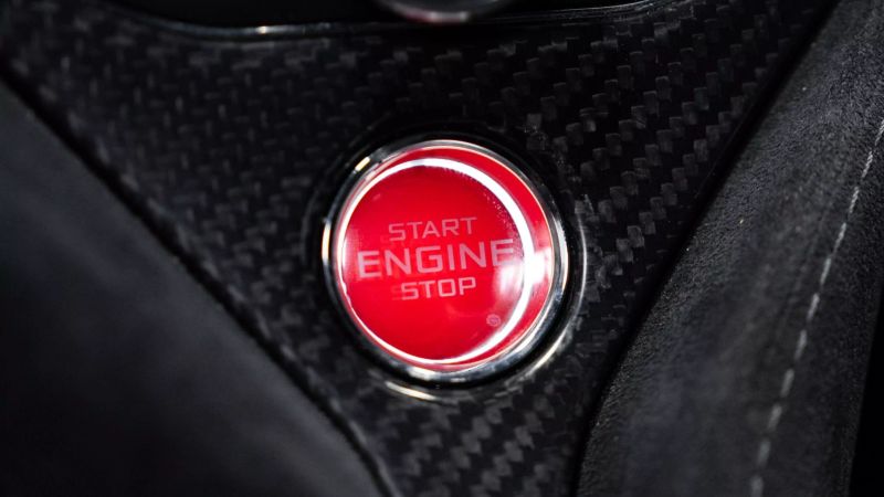 https://imagesdl.dealercenter.net/800/600/202506-9c8370f69a72409ba73c1a5bcbf5e6cc.jpg