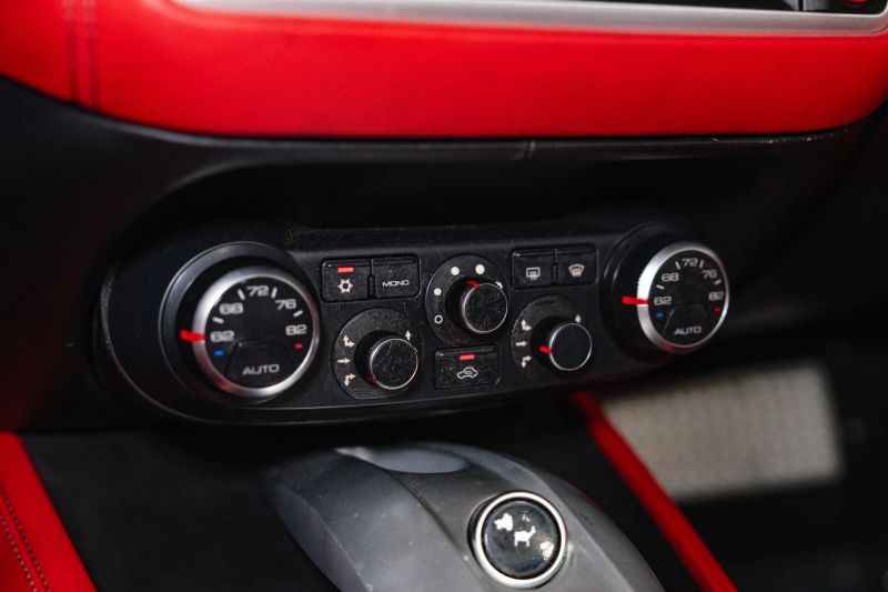 https://imagesdl.dealercenter.net/800/600/202506-a047c037aa1842ecb920b219936db99a.jpg
