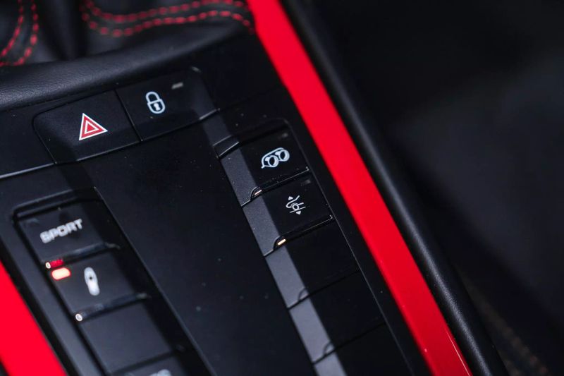 https://imagesdl.dealercenter.net/800/600/202506-a54f219081d446278afa2dc6fa67e56d.jpg