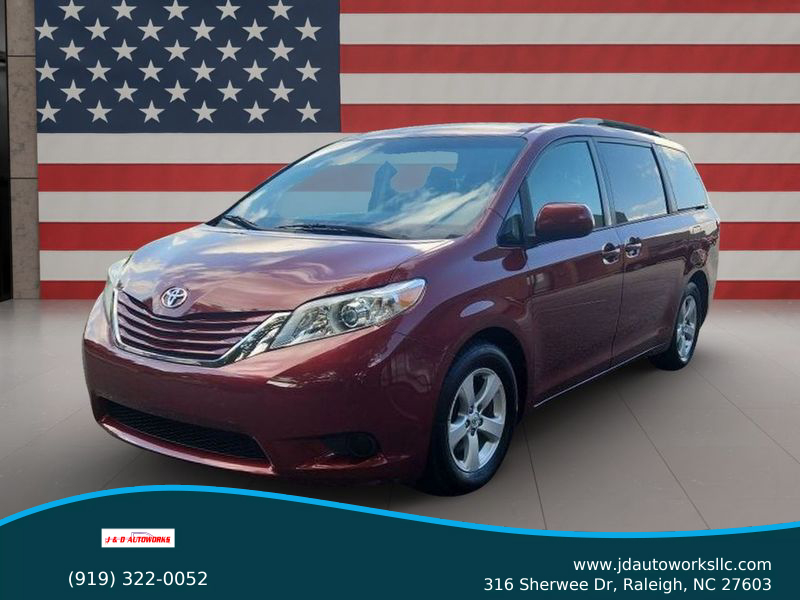 2015 Toyota Sienna LE