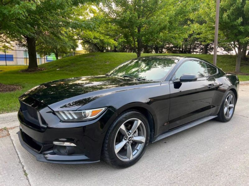 2016 Ford Mustang Base