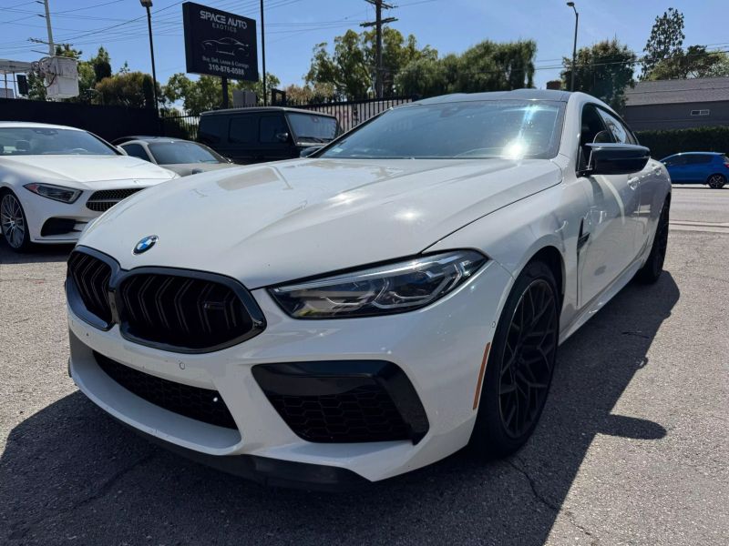 2022 BMW M8 Competition