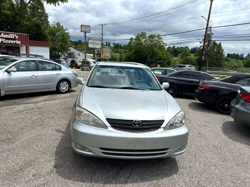 2003 Toyota Camry LE