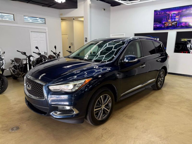 2017 Infiniti QX60 Base