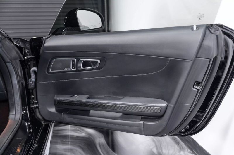 https://imagesdl.dealercenter.net/800/600/202506-b410ba30a3364be0a6863ec39013fdee.jpg
