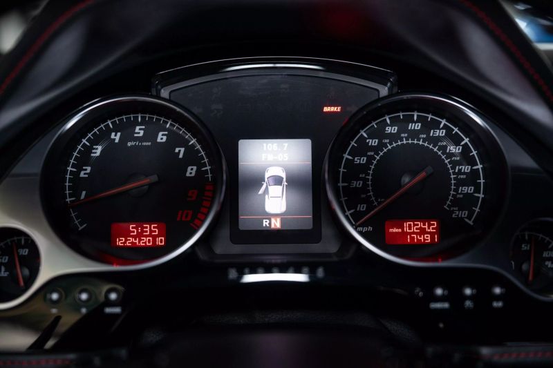 https://imagesdl.dealercenter.net/800/600/202506-b488f292247d4ab39c32741ef86916bb.jpg