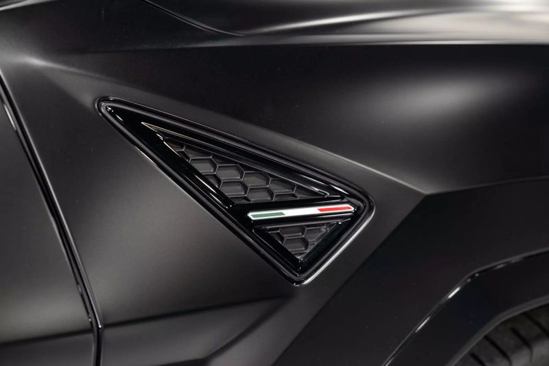 https://imagesdl.dealercenter.net/800/600/202506-b9bdba603fc1435f92401e7d26f8c72e.jpg