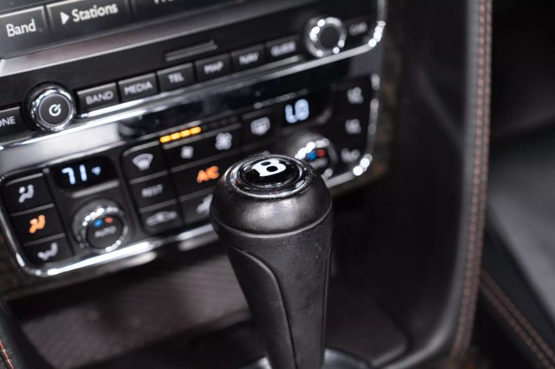 https://imagesdl.dealercenter.net/800/600/202506-b9e4446f599144d385dd7df13ab872bf.jpg