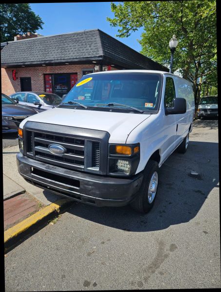 2011 Ford E-Series E-250