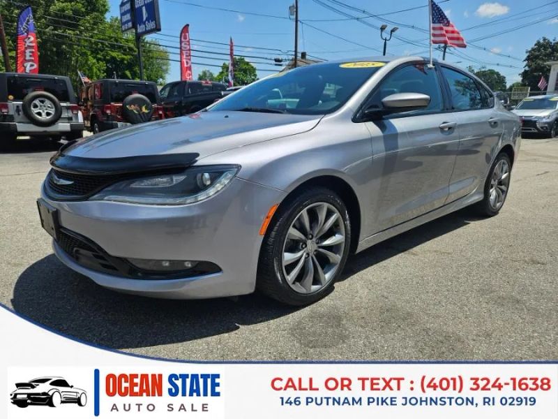 2015 Chrysler 200 S