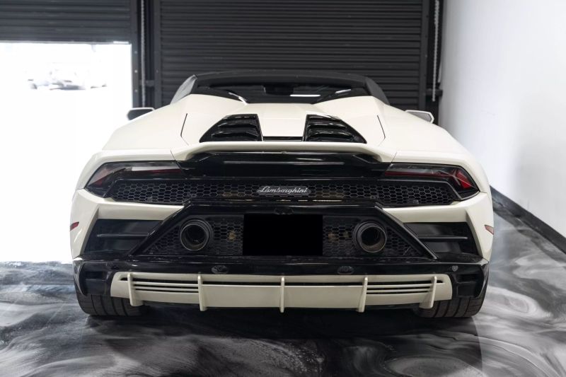 https://imagesdl.dealercenter.net/800/600/202506-c4001648e75740958b8cc921da562e11.jpg