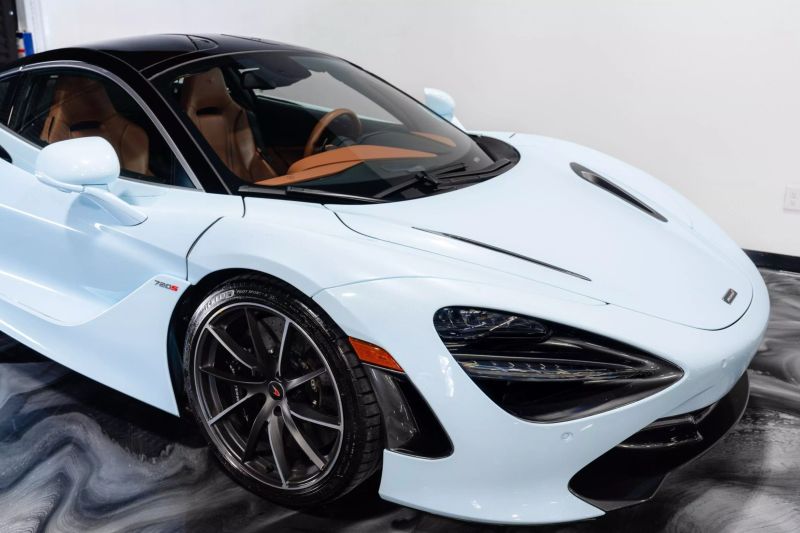 https://imagesdl.dealercenter.net/800/600/202506-d05a1fe602e54900b22493d01d1a9855.jpg