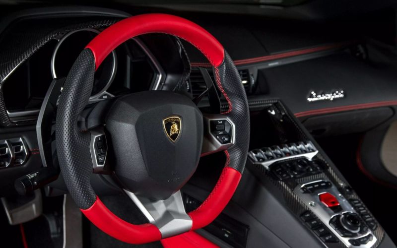 https://imagesdl.dealercenter.net/800/600/202506-d5e75f85692c40e4afb07a02c58e14ee.jpg